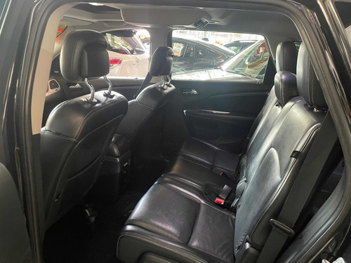 Imagen 9 de 9 de Dodge Journey 3.6 Rt V6 7 Pas At 2013