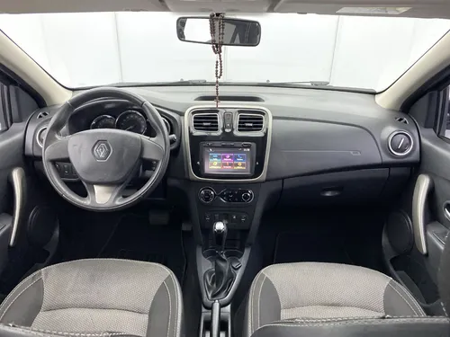 Renault Logan 1.6 Privilege / Intens