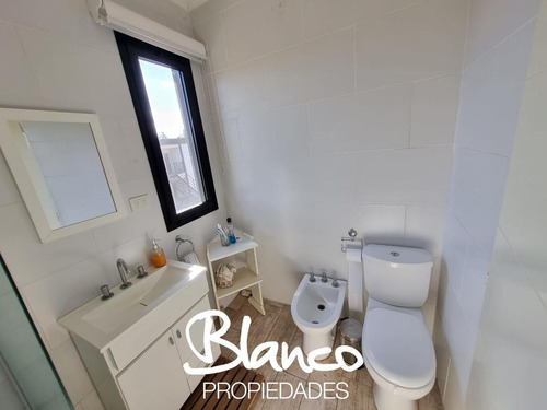 Imagen 15 de 30 de Excelente Estado! Hermoso 3 Ambientes Con Balcón En El Complejo Cañada Village - Pilar