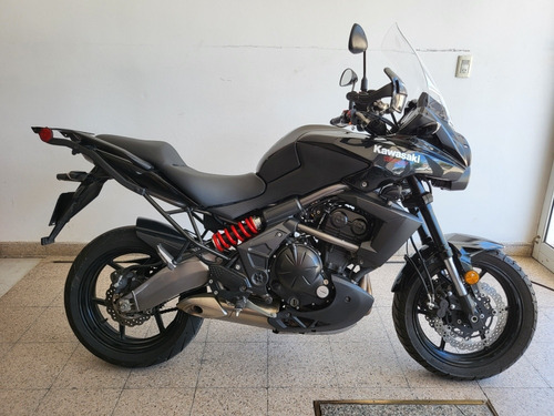 Imagen 1 de 19 de Versys 650 $ 4.760.000.- Exclente Recibo Inferior Tuamoto