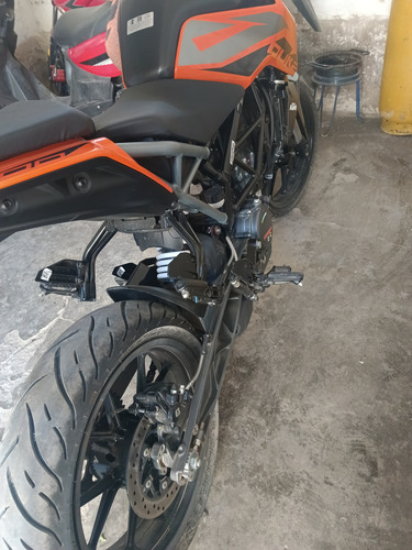 Motocicleta Ktm Duke 200 Cc 2024 Ktm Duke 200 Model