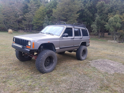 Jeep Cherokee 4.0 Sport 1999