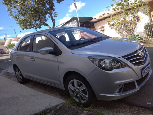 Imagem 3 de 12 de Lifan 530 2016 1.5 16v Talent 4p
