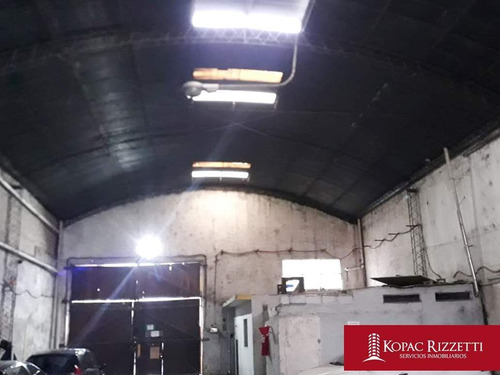 Imagen 6 de 8 de Centro (salta 400) - Venta Lote 815 M2. C/galpón