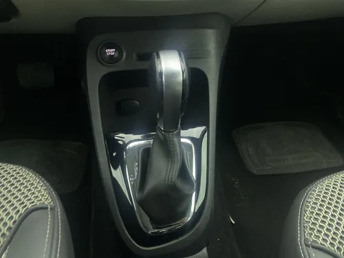 Renault Captur 2.0 Intens Automática