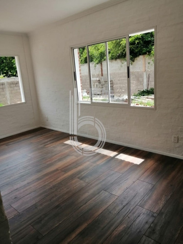 Imperdible Casa De 3 Dormitorios Y 2 Baños En Pinar Sur- Ref: 5