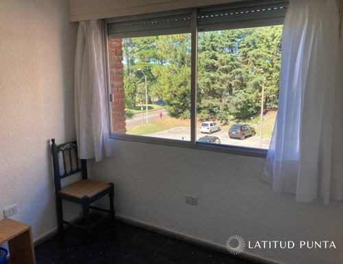 Imagen 10 de 17 de Apartamento En Arcobaleno, 2 Dormitorios