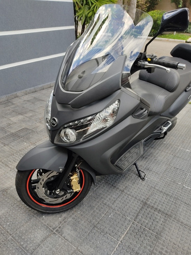 Maxsym 400i