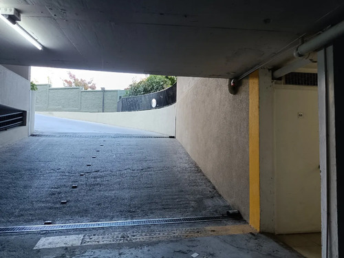 Amplia Bodega De 6 M2 Cercana A Mall Sport