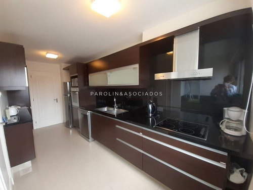 Imagen 14 de 17 de Apartamento En Torre Imperiale De 2 Dormitorios. Alquiler Y Alquiler. Punta Del Este.