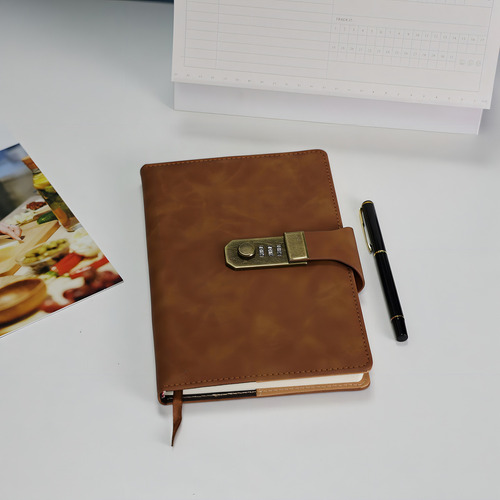 Lumai Caderno Diario Com Cadeado Caderno Cartagena Com Segredo Senha Fechadura 150 Folhas 288 Paginas Pautadas Com Linhas Folha A5 Gramatura 80g Cor Marrom