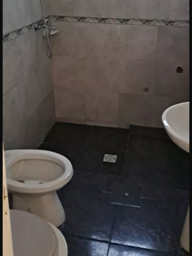 Se Alquila Apto De 2 Dormitorios