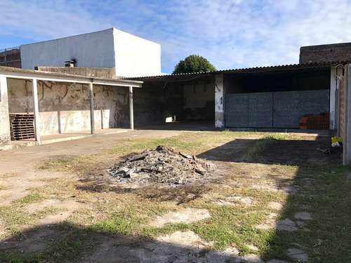 Imagen 3 de 6 de Galpón En Alquiler En Tolosa
