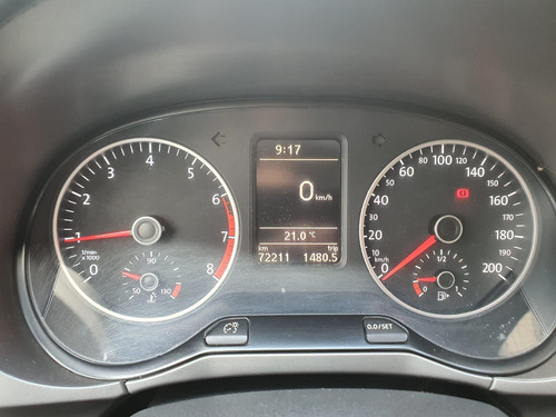 Imagem 9 de 12 de Volkswagen Fox Trendline 1.0