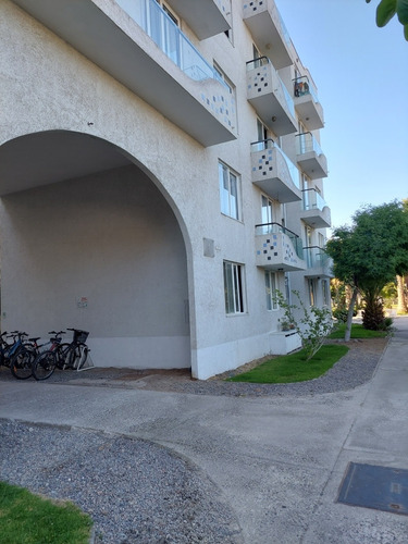 Imagen 10 de 12 de Departamento De 3 Dormitorios A Cuatro Cuadras Del Faro