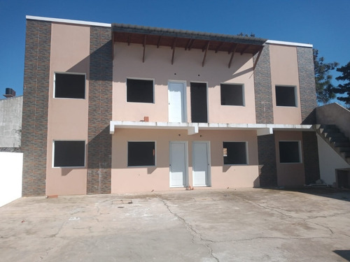 Imagen 3 de 5 de Departamentos - Calle 2 Entre 68 Y 69 Mar Del Tuyu