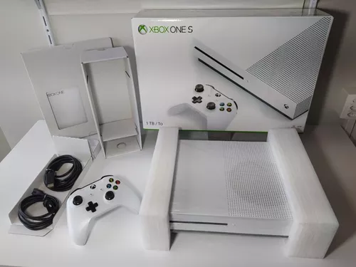 Console XBOX One S 1TB + 02 Controles