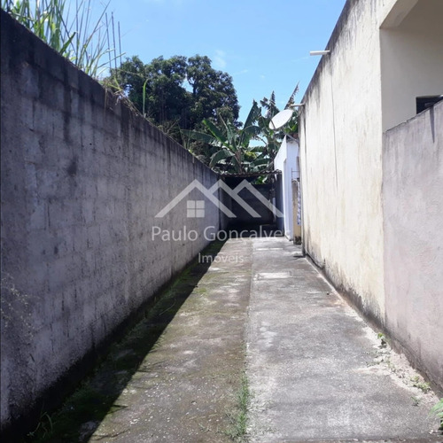 Vendo Duas Casas Mais Um Terreno Ao Lado