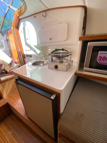 Crucero Canestrari Bakota 2008 Volvo 225hp Duo Prop