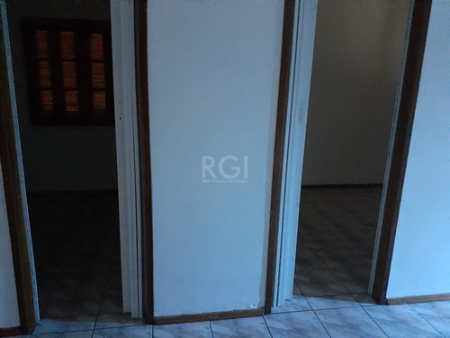 Casa Em Belém Novo Com 2 Dormitórios - Lu430904