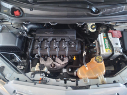 Chevrolet Onix 1.4 MPFI LTZ 8V FLEX 4P MANUAL