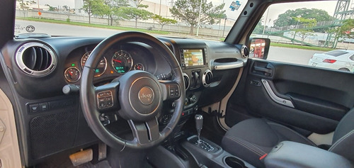 Imagen 10 de 15 de Jeep Wrangler 2017 3.6 Rubicon 4x4 Mt