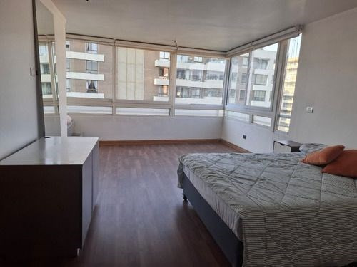 Departamento Duplex En Arriendo De 5 Dorm. En Las Condes