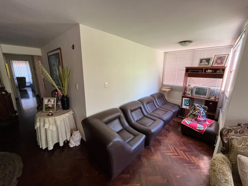 Apartamento En Venta La Boyera Piso 2 Bb