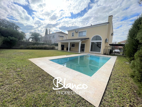 Casa  En Alquiler En Barrancas Del Lago, Nordelta - Al Agua