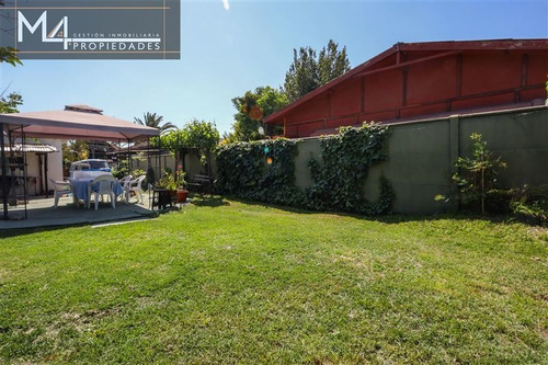 Imagen 2 de 23 de Casa Para Remodelar En Venta De 6 Dorm. En La Reina