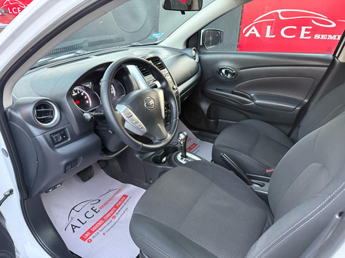 Nissan Versa 1.6 Advance At