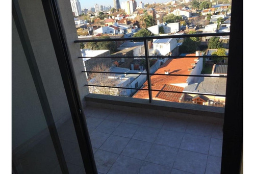Imagen 7 de 7 de Departamento Con 2 Dormitorios Y Balcón Al Frente