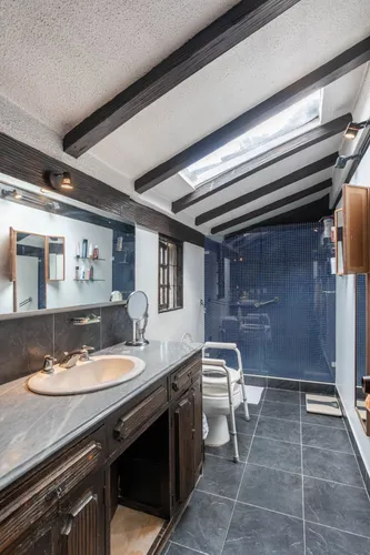 Casa En Arriendo/venta En Calatrava. Cod A12434