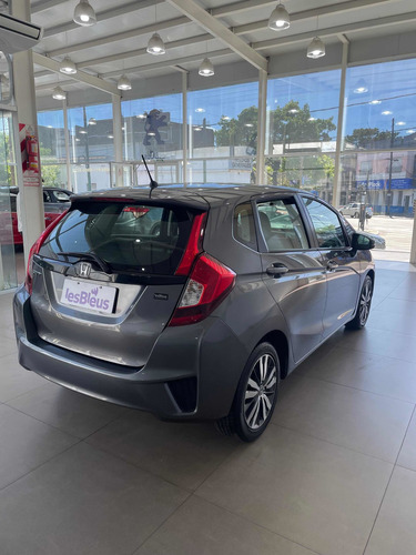 Imagen 11 de 24 de Honda Fit 2017 1.5 Ex-l 132cv Lesbleus