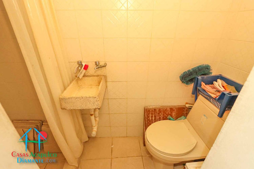 Cad Laureles 1004. De Playa. Terraza Con Vista Al Mar