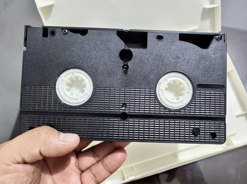 Madeline Vhs (Usado)