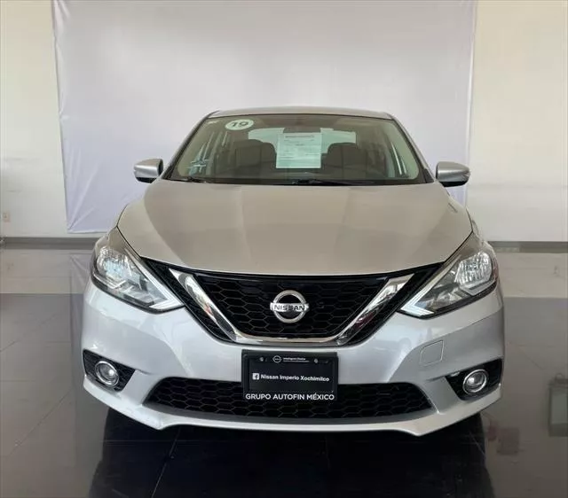 Nissan Sentra 1.8 Advance Mt