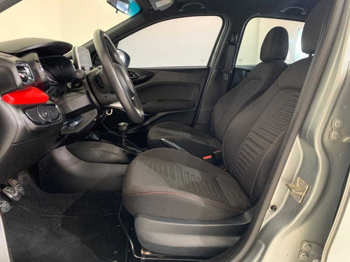 Imagem 7 de 15 de Fiat Argo Hgt 1.8 16v Flex Mec 2018