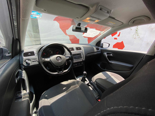 Imagen 7 de 15 de Volkswagen Vento 2018 1.6 Highline Mt