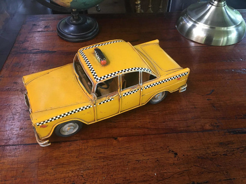 Auto Chapa Taxi Adorno Mide 30 Cm Decoración