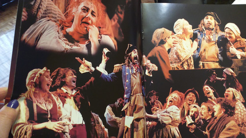Programa De Lujo Los Miserables Teatro 33x24 Cm (Usado)