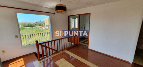 Imagen 9 de 24 de Casa En Venta De 4 Dormitorios A Metros Del Mar