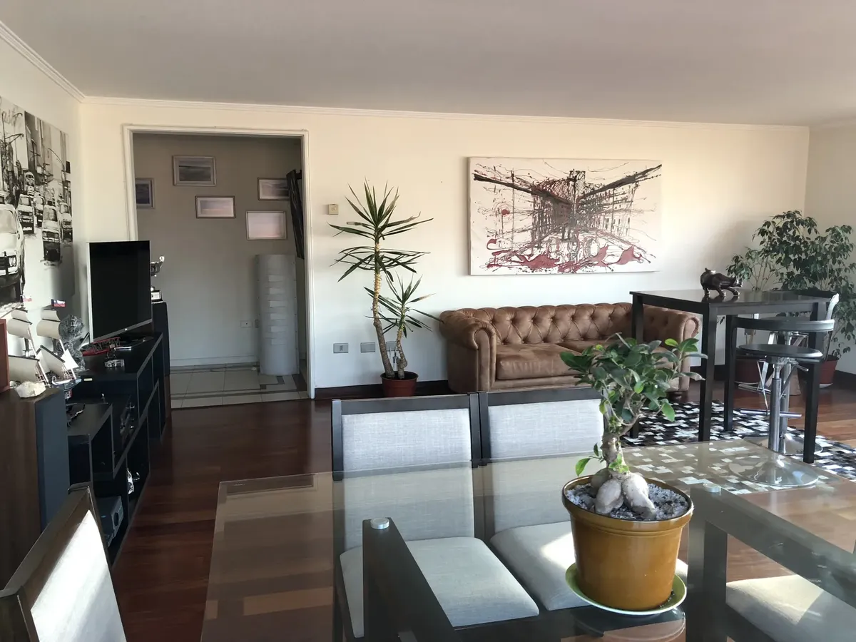 Imagen 2 de 20 de Departamento En Venta En Parque Arauco Con Bodega