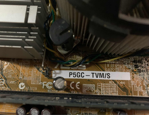 Targeta Socket 775 Asus Ddr2 2 Ghz Memoria, Procesador Y Fan (Usado)