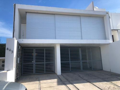 Imagen 2 de 20 de Casa En Renta Lomas Del Pedregal Irapuato Gto.