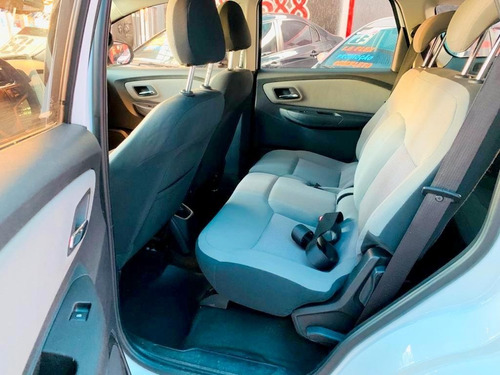 Imagem 8 de 15 de Chevrolet Spin 1.8 Ltz 8v Flex 4p Manual