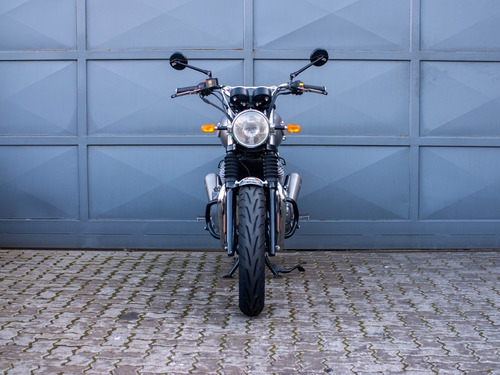 Imagen 19 de 20 de Royal Enfield Interceptor 865 Silver Customizada