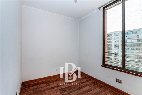 Departamento En Venta De 4 Dorm. En Las Condes