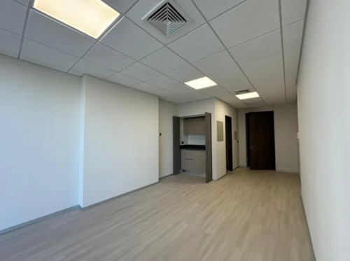 Arriendo!! Oficina 32mt2 Planta Libre, 1 Estacionamiento Sub