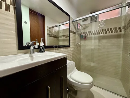 Apartamento En Venta En Loma De Los Benedictinos. Cod V776024